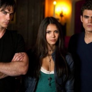 ASO Elena Gilbert Green Mossimo Top